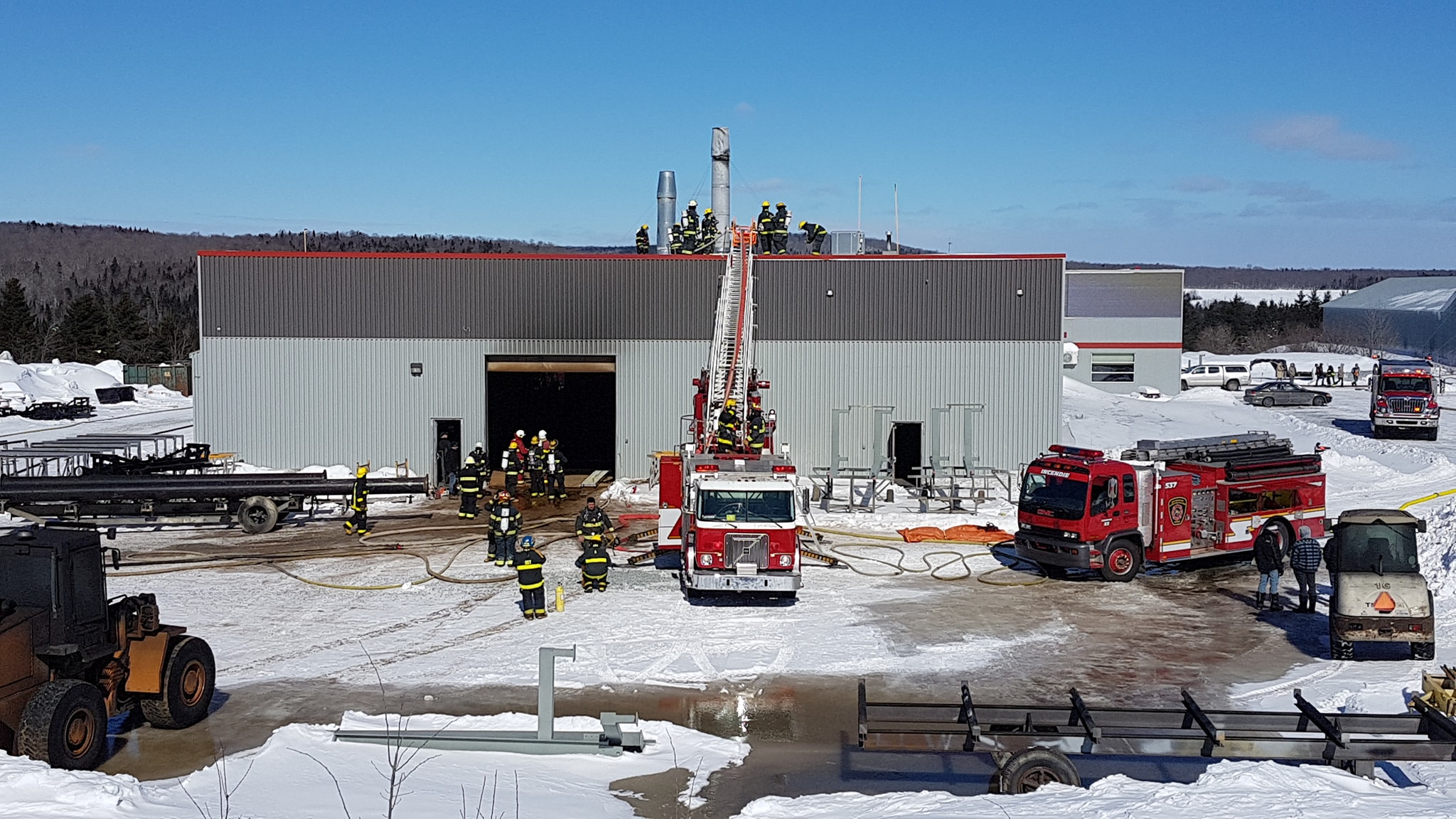 Incendie chez Technopaint de SteClotilde Courrier Frontenac