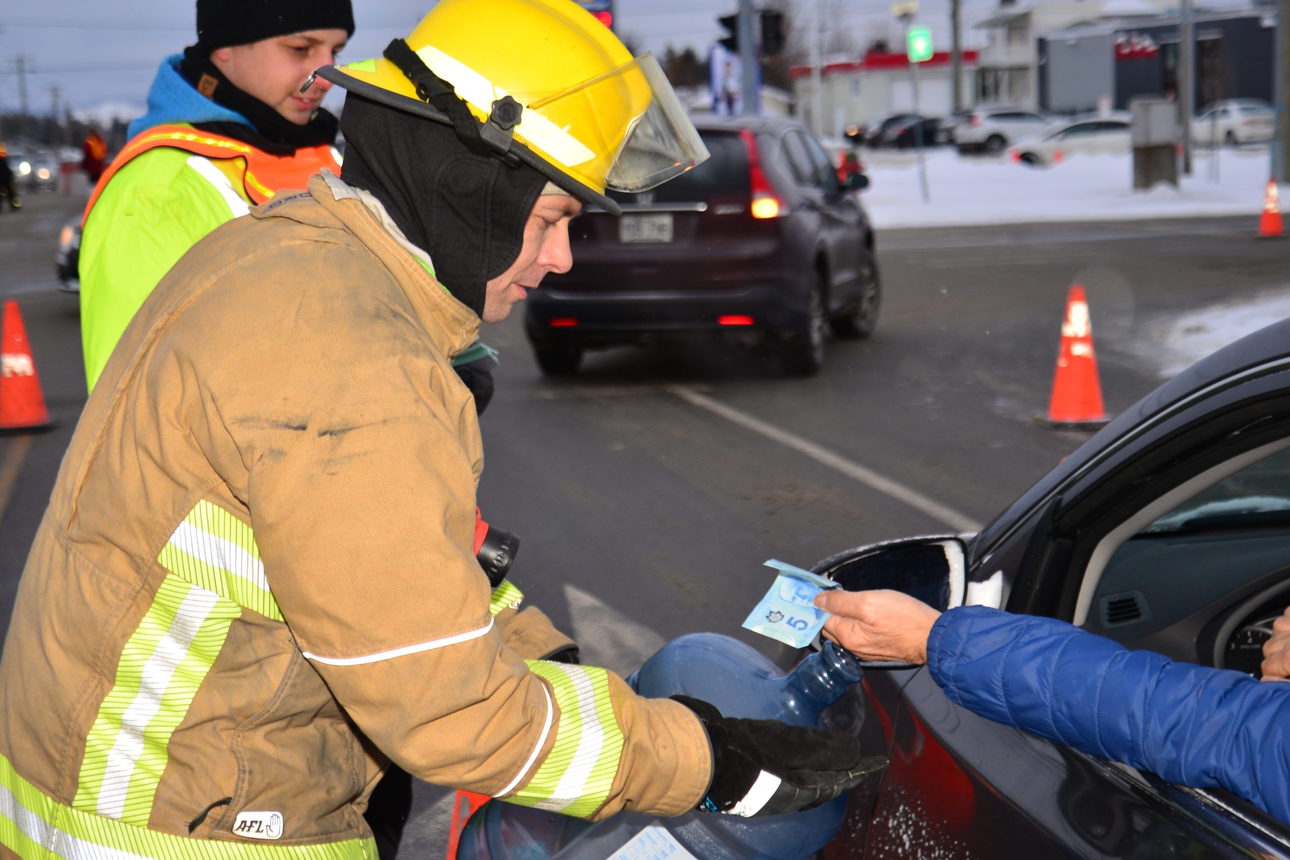 La Guignolée des pompiers bat son plein Courrier Frontenac