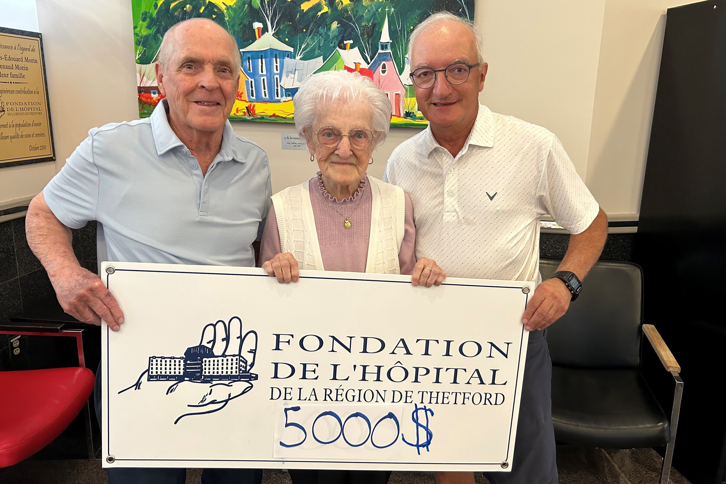 Don de 5000 $ à la Fondation de l'hôpital - Courrier Frontenac